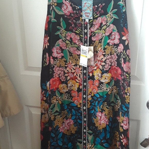 UFT Johnny Was logan dress BNWT Trades only - Picture 8 of 15